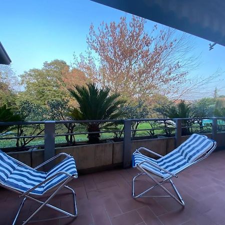 Family House With Free Parking, 450M From Beach Lazise Esterno foto